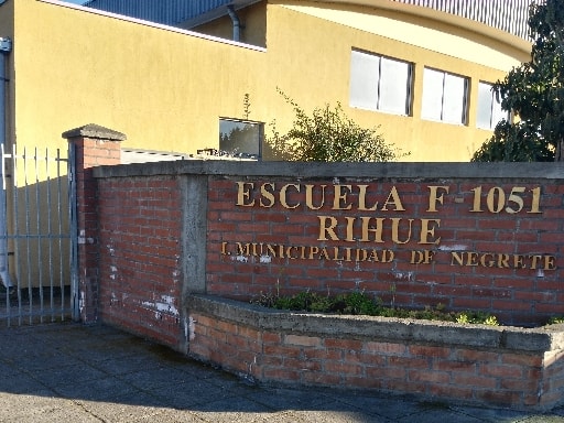 ESCUELA BASICA RIHUE