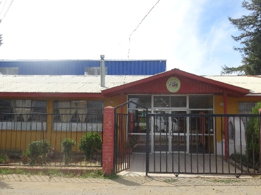 ESCUELA BASICA CESAR MONSALVE FLORES