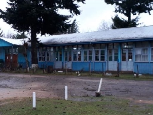 ESCUELA BASICA TRANGOL