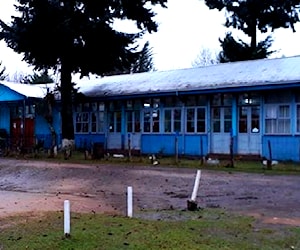 ESCUELA BASICA TRANGOL