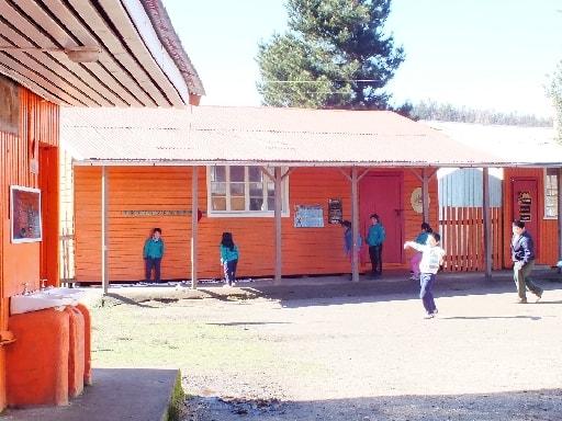 ESCUELA PARTICULAR PICHI-LONCOYAN