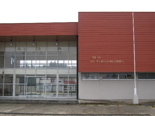 ESCUELA BASICA LOS PERALES