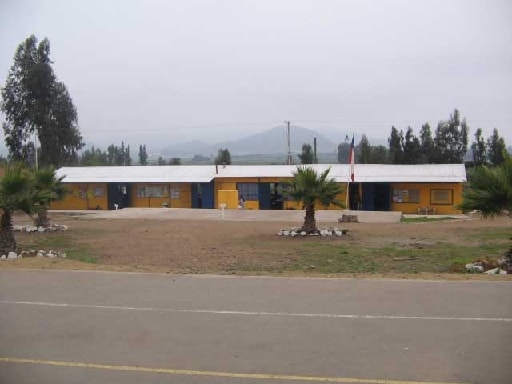 ESCUELA DE HUACHALALUME