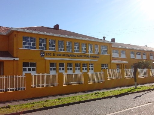 ESCUELA ALEJANDRO GOROSTIAGA