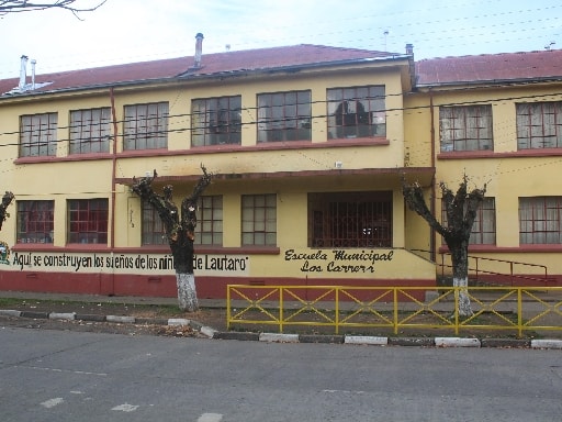 ESCUELA LOS CARRERA