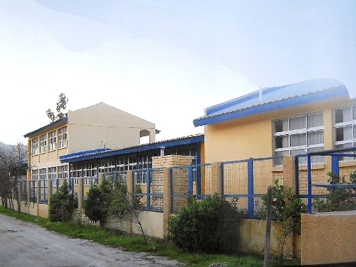 ESCUELA DAGOBERTO CAMPOS NUNEZ