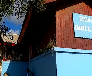 ESCUELA CALETA EL TORO