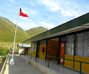 ESCUELA EL MAITEN