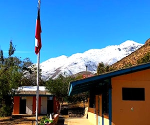 ESCUELA LOS CLONQUIS