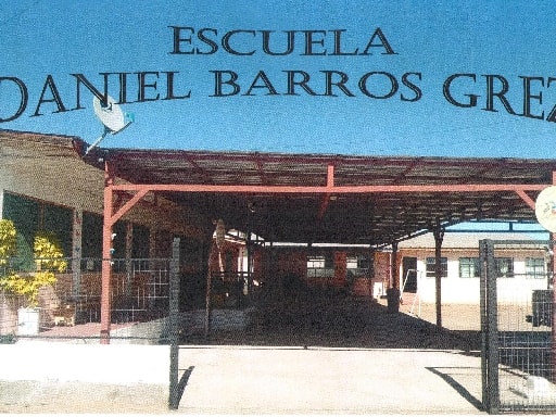 ESCUELA BASICA DANIEL BARROS GREZ