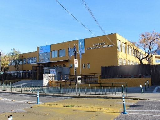 COLEGIO ANTARTICA CHILENA