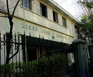 LICEO JOSE VICTORINO LASTARRIA