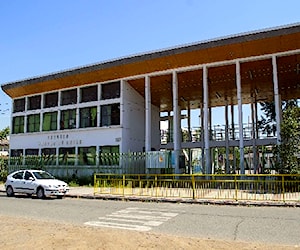 ESCUELA POETAS DE CHILE