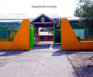 ESCUELA BASICA KARELMAPU