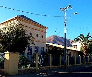 ESCUELA BASICA CLEMENCIA VILLARROEL