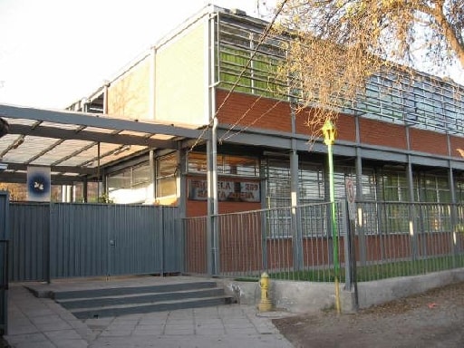 ESCUELA SANTA ADELA