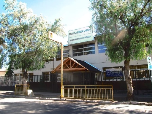 ESCUELA EMILIA LASCAR