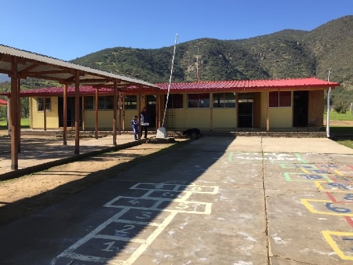 ESCUELA MUNICIPAL LAS PUERTAS