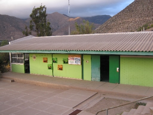 ESCUELA BASICA LOS ANGELES DE RAPEL