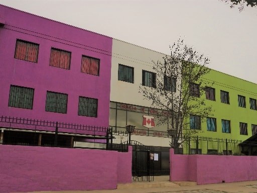 ESCUELA BASICA CANADA