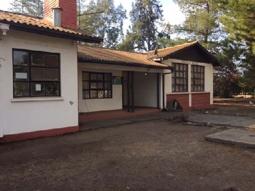 ESCUELA BASICA CALIXTO OVALLE URZUA