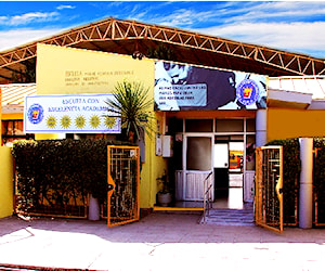 ESCUELA PADRE ALBERTO HURTADO