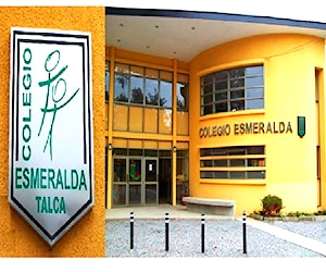 COLEGIO ESMERALDA