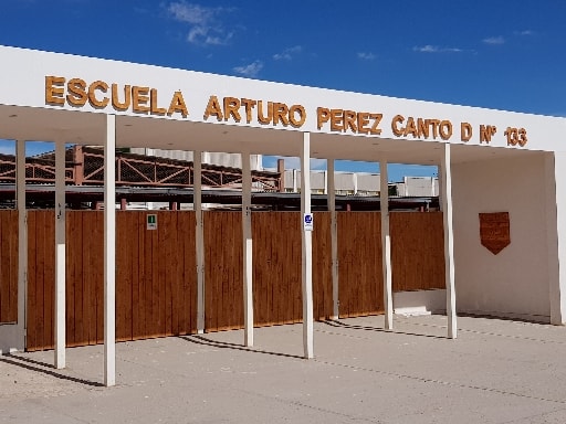 ESCUELA ARTURO PEREZ CANTO