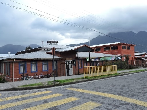 COLEGIO SAGRADA FAMILIA