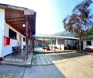 ESCUELA AMPARO RAYO HORTA