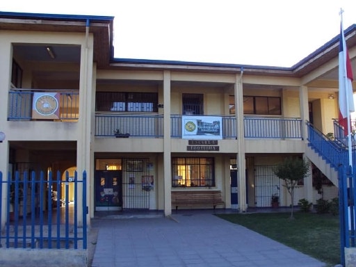 ESCUELA MUNICIPAL TOQUIHUA