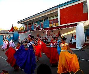 ESCUELA PARTICULAR QUILLAHUE