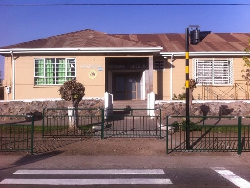 ESCUELA ABRAHAM LINCOLN DE AGUA BUENA