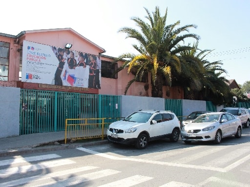 ESCUELA ANTILHUE DE PUDAHUEL