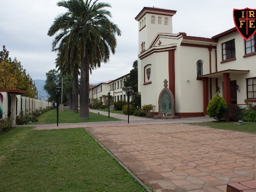 INSTITUTO REGIONAL FEDERICO ERRAZURIZ