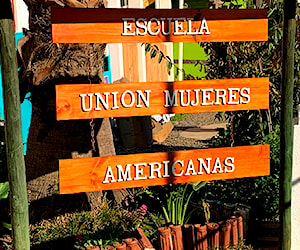 ESCUELA UNION DE MUJERES AMERICANAS