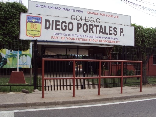 ESCUELA DIEGO PORTALES P.