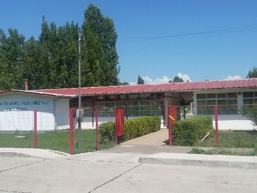 ESCUELA PDTE CARLOS IBANEZ DEL CAMPO