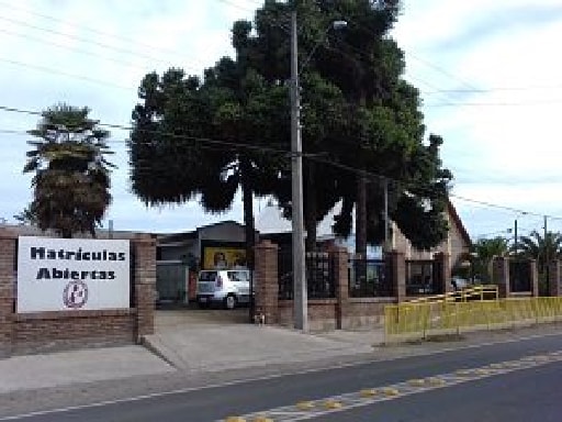 ESCUELA CARLOS LAZCANO ALFONSO