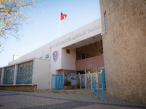 COLEGIO MONSENOR MANUEL LARRAIN