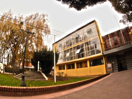 INSTITUTO COMERCIAL