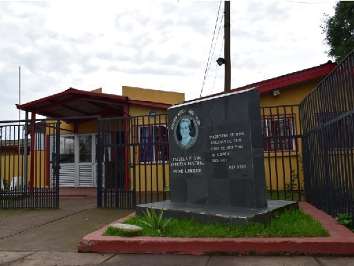 ESCUELA GABRIELA MISTRAL