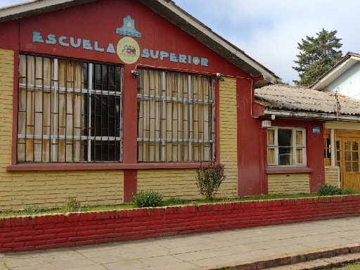 ESCUELA ALCALDE SERAFIN GUTIERREZ F.