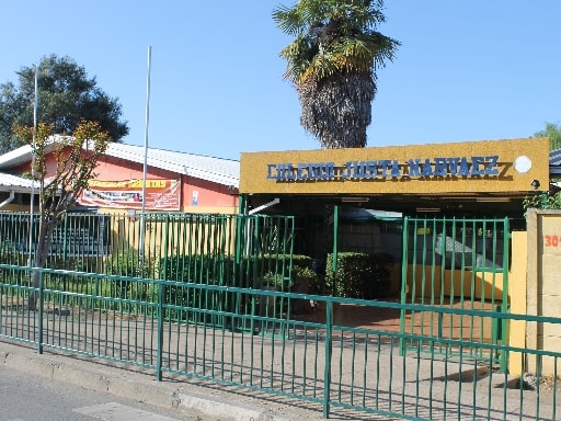 ESCUELA JUSTA NARVAEZ