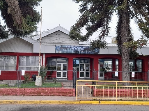 ESCUELA SAN JORGE DE NIQUEN