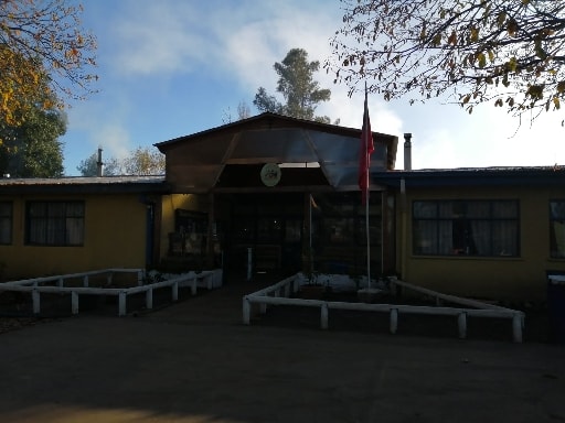 ESCUELA DOMITILA URREJOLA MENCHACA