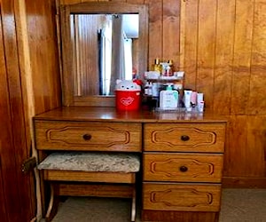 <p>Se vende mueble espejo</p>