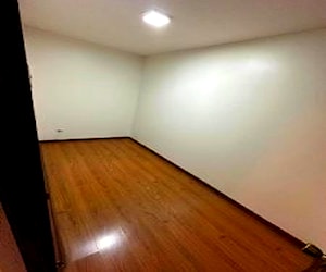 <p>Habitacion las condes</p>