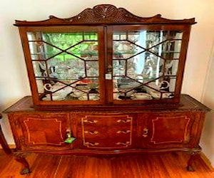 Mueble de vitrina de fina madera