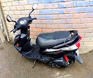 Moto scooter yamaha